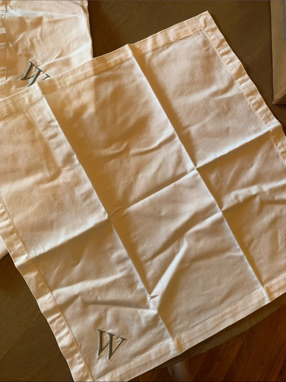 Pottery Barn White Embroidered Hotel style napkins -W-9